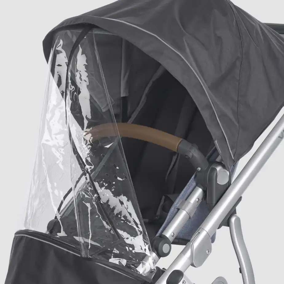 The Performance Rain Shield for Vista/Cruz features a front zipper opening for easy access and vented holes for maximum air flow