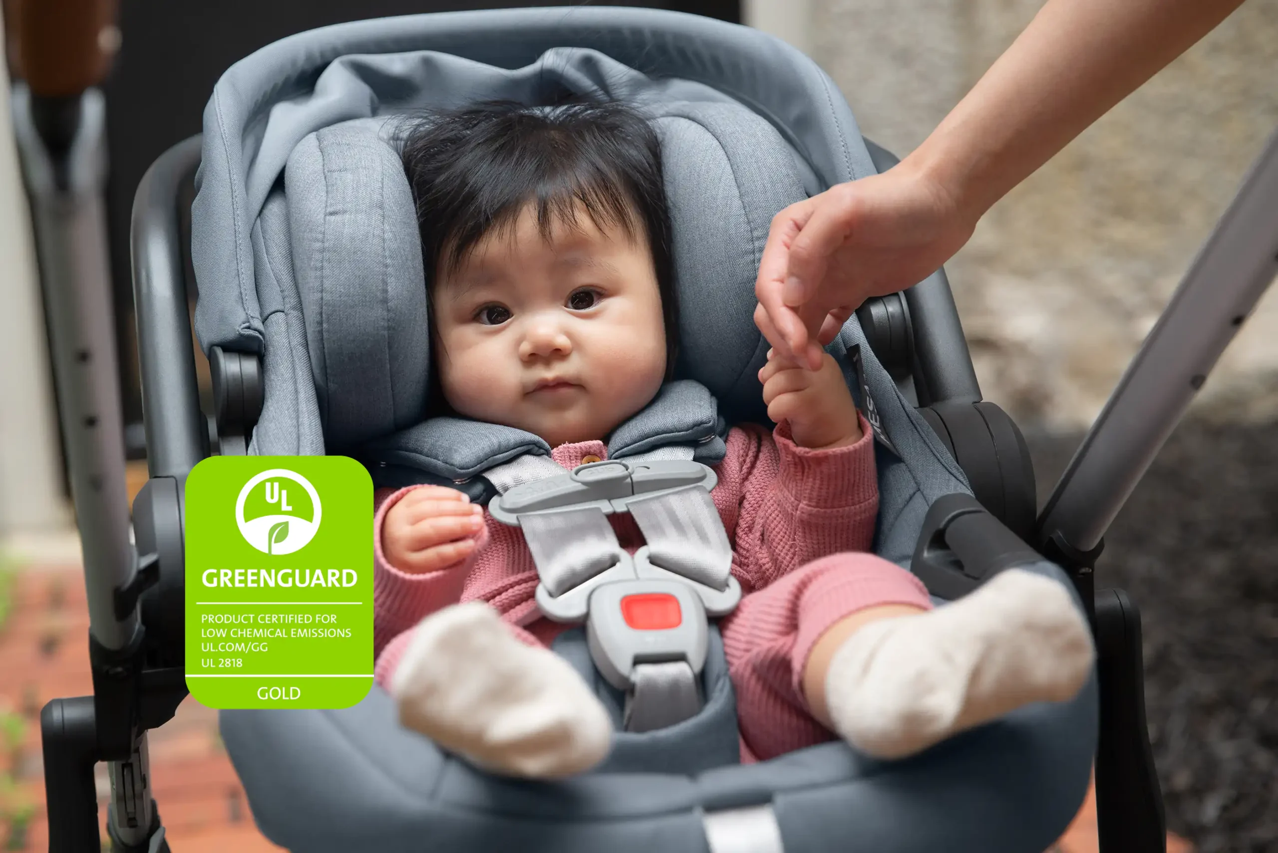 The Mesa Max infant carrier is made with materials that are fire retardant free throught the DualTech and Puretech fabrics