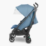 The G-Luxe (Charlotte) features an extendable, multi-panel canopy and pop out UPF 50+ sunshade, as well as a one-handed recline and adjustable footrest